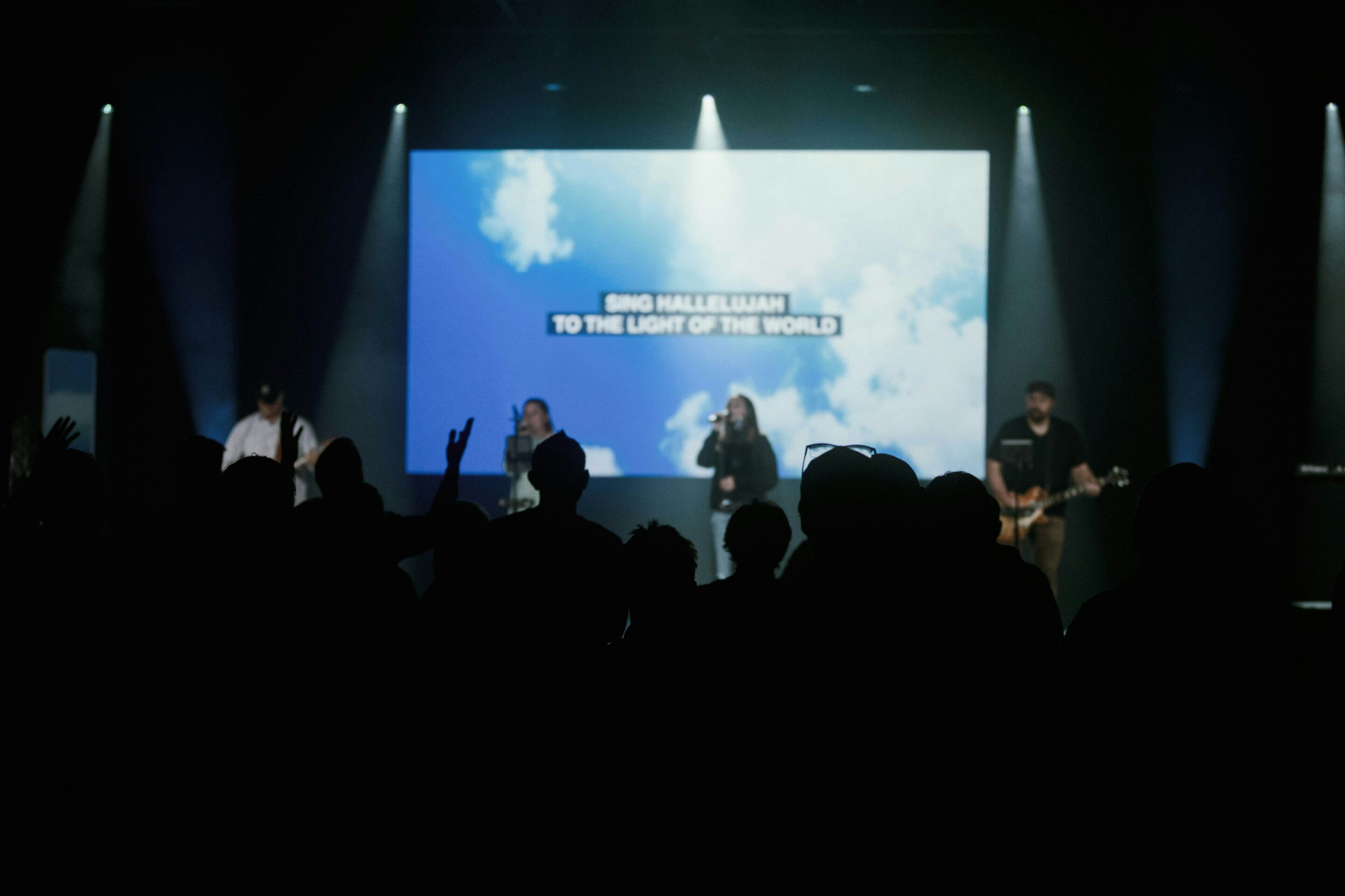 worship lyrics on screen contrasting background