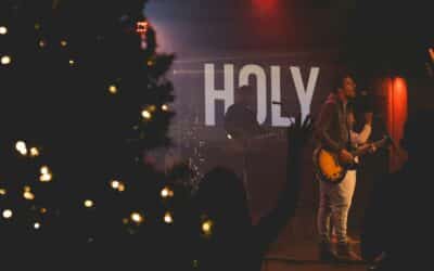 The Complete Christmas Tech Checklist for Churches: How to Choose the Right Computers for Worship, Production, and Ministry